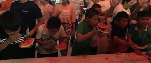 哥谭市的吃瓜群众叫什么,揭秘神秘事件背后的真相